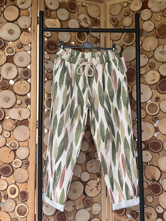 Pantalon imprimé feuille